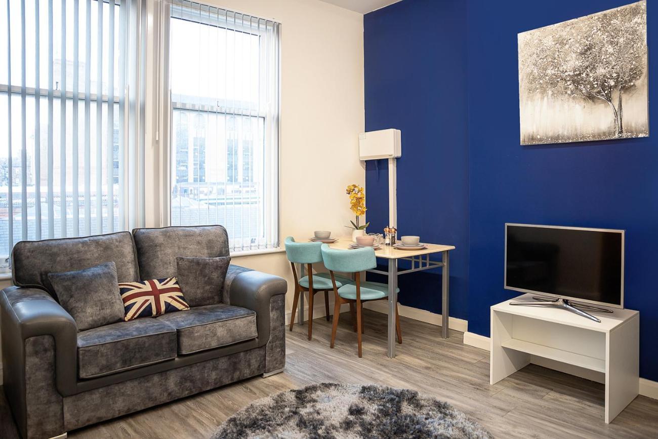 Betty'S Apartment- Metres From Train Station Harrogate Dış mekan fotoğraf
